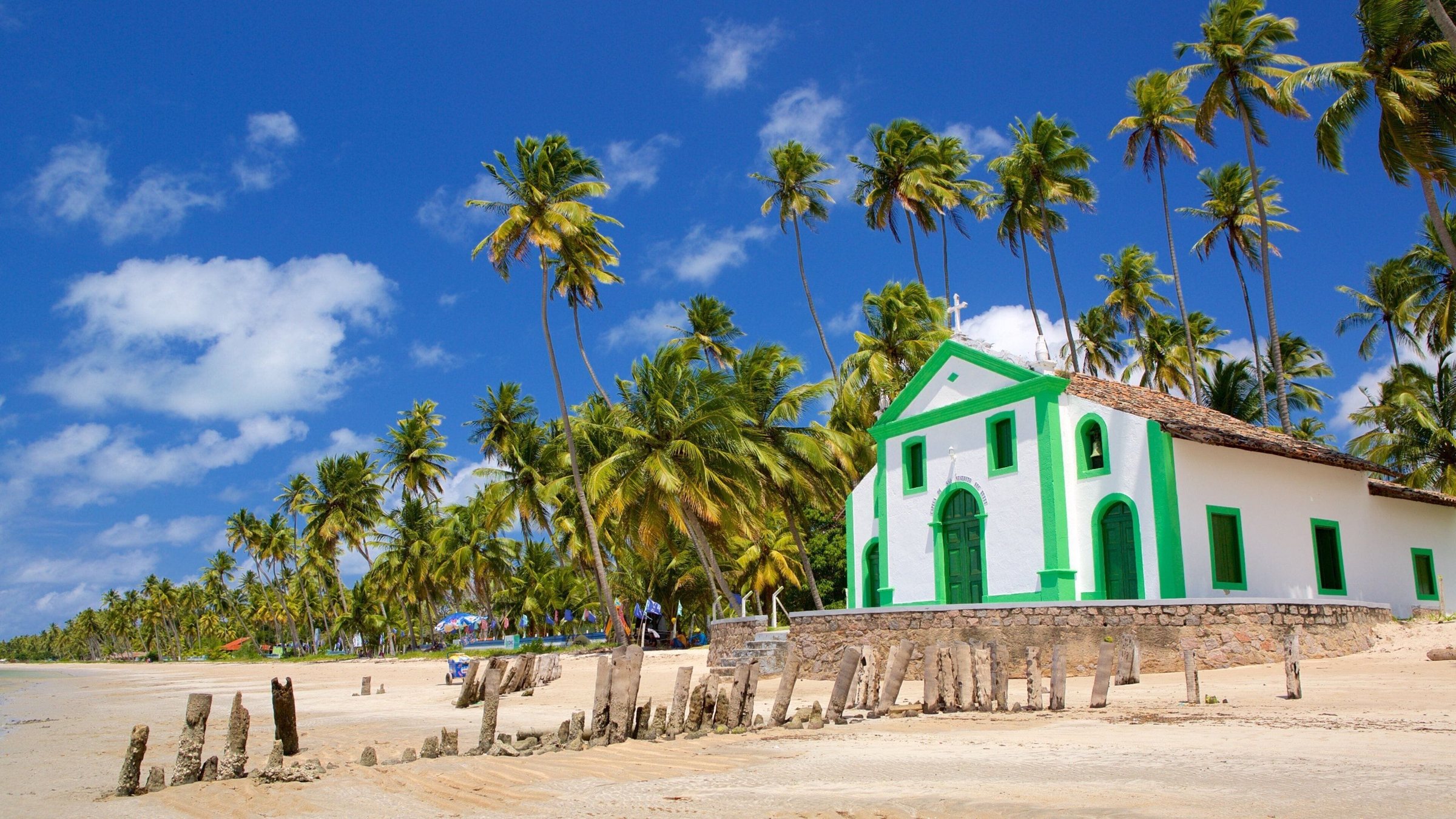 Igrejinha de São Benedito na Praia dos Carneiros